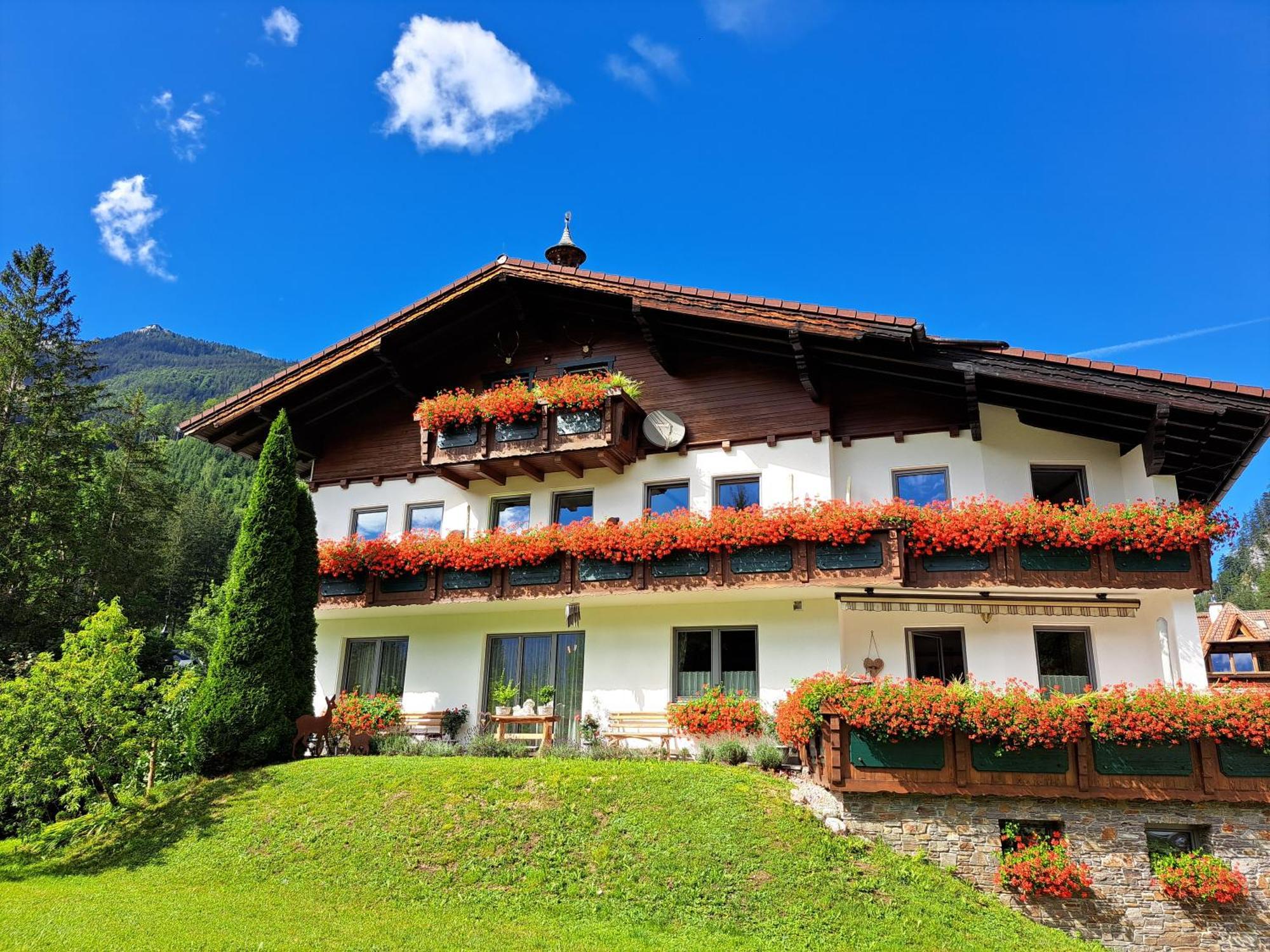 Hotel Garni Landhaus Buertlmair Hinterstoder Extérieur photo